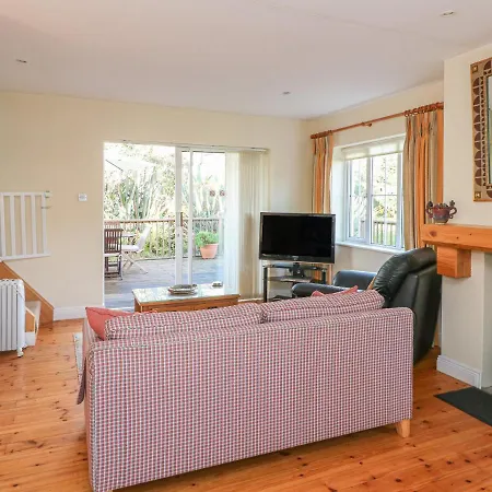 21 Brittas Bay Park * Wicklow